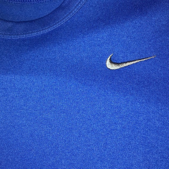 Dri-fit blue long sleeve Nike top - Picture 3 of 5